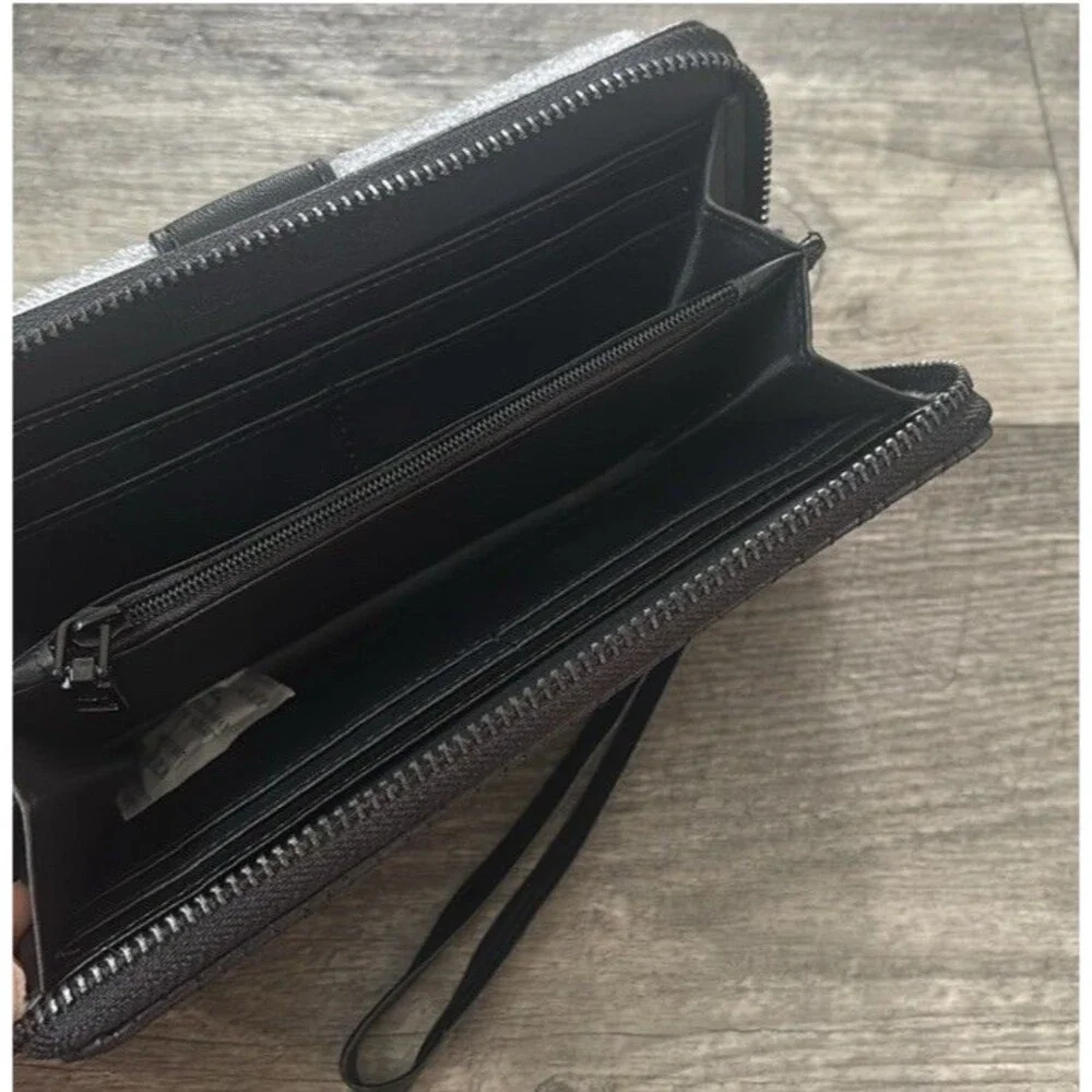 NWT Badgley Mischka Wallet With Phone Pocket Black Vegan Leather Wristlet Long